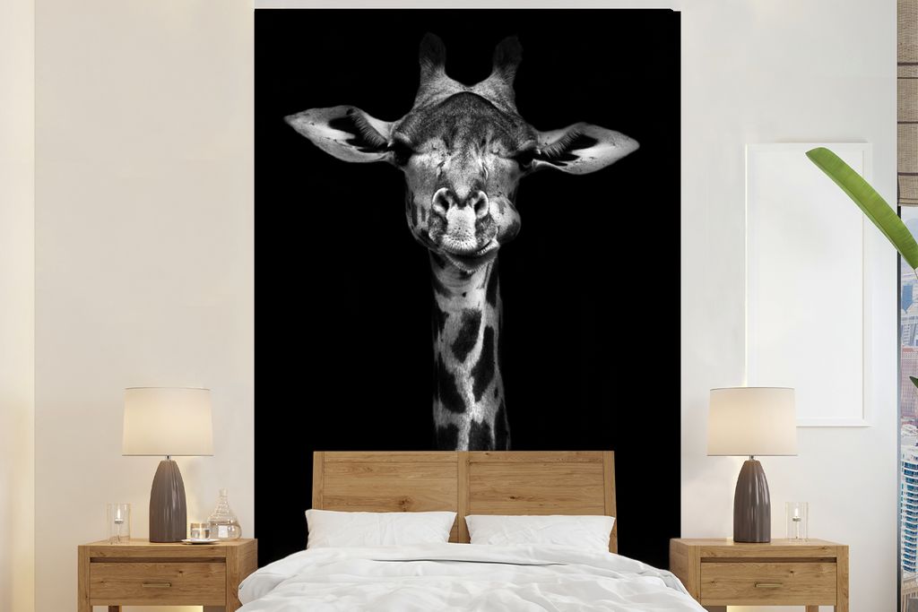 MuchoWow Fototapete für Wohnzimmer oder Schlafzimmer Wandtapete Vinyl Motivtapete Giraffe - Porträt - Tiere - Schwarz - Weiß - 155x240 cm - Ta...