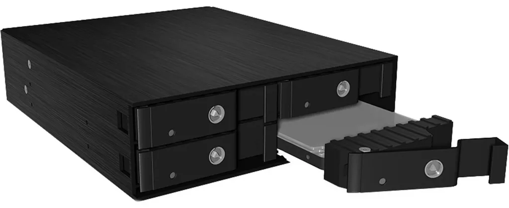 Libérez de l'espace PC avec le Backplane 4 Baies Icy Box IB-2240SSK Noir - 3