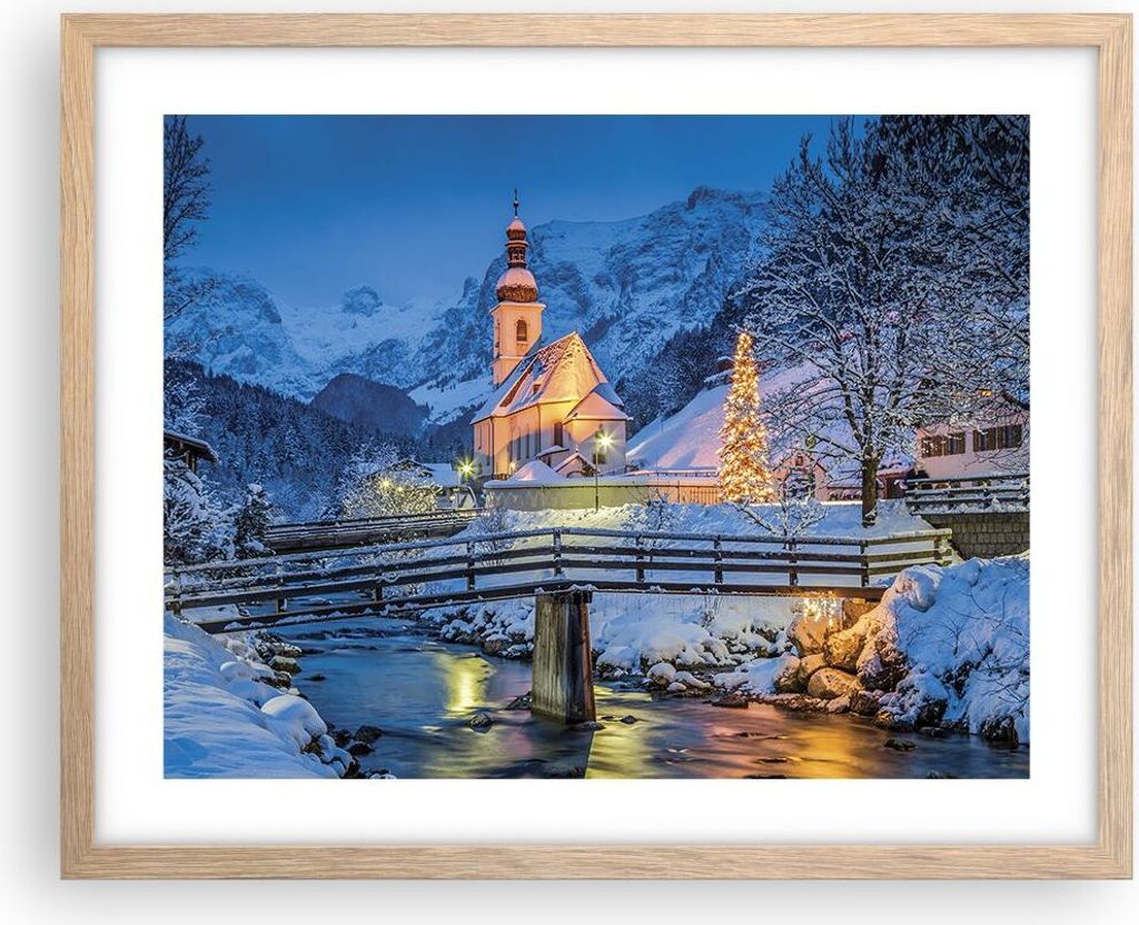 Gerahmtes Poster - Rahmen in heller Eiche - Festlich Kirche Schnee - 50x40 cm - Wand Bild - Wanddeko - Wandbilder - Kunstposter - Wandposter - Bild...