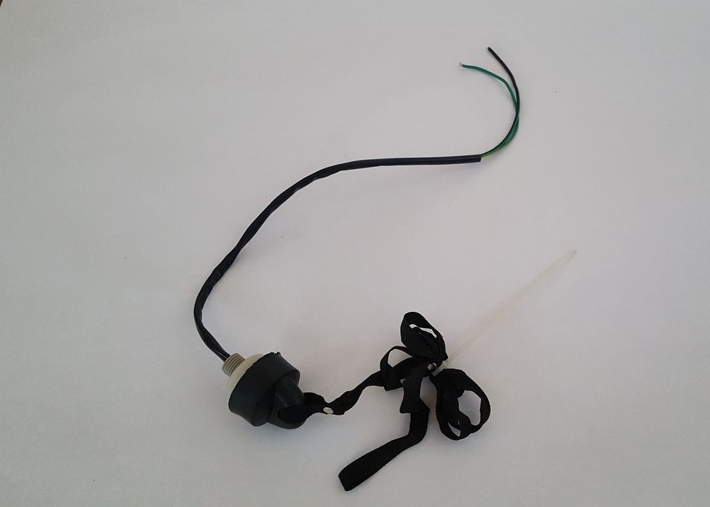 Killswitch Notausschalter Schalter Ein- Ausschalter mit 2 Kabeln für 110cc/125cc Quad N42 P
