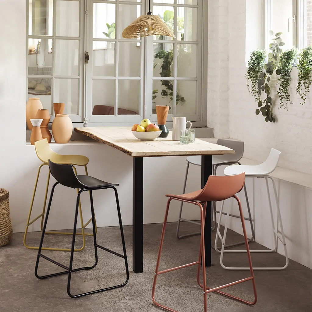Tabouret Otac en métal noir design minimaliste et structure robuste - 2
