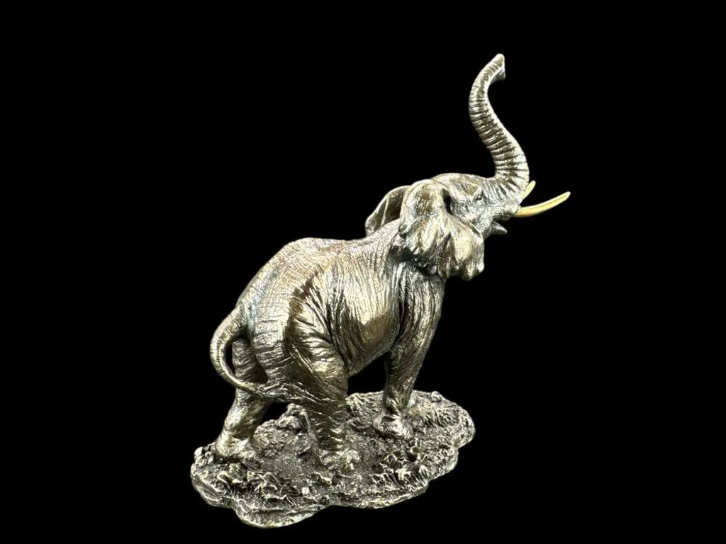 Statue Éléphant Décorative Style Bronze - Objet de Décoration Intérieur