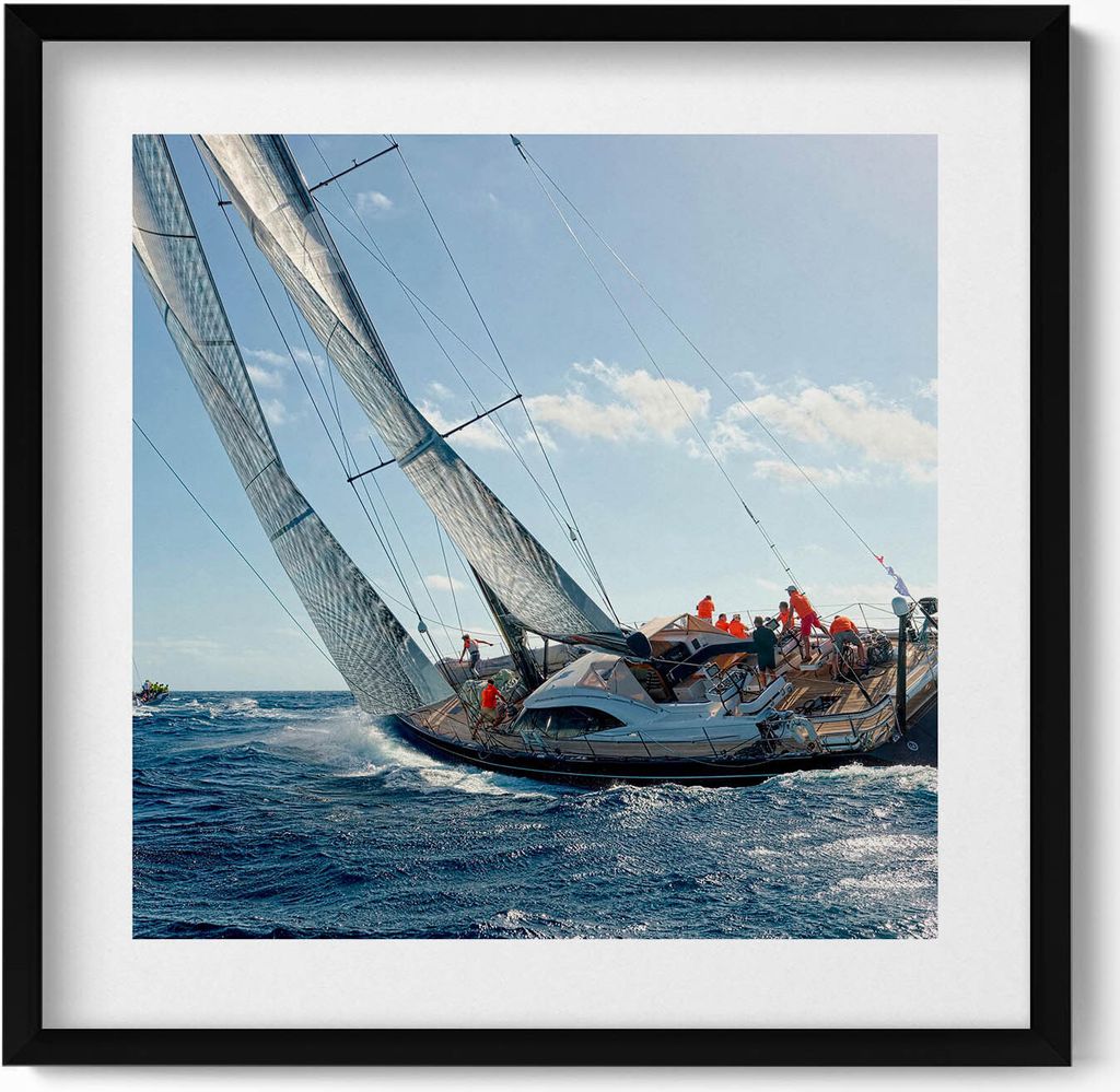 Regatta auf einer Segelyacht– Wandbild mit Rahmen – Gerahmtes Bild – Wanddekoration – 50x50 cm – Schwarz Rahmen
