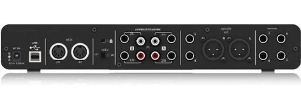 Interface audio-MIDI 4x4 USB 24 bits 192 kHz pour studio d'enregistrement