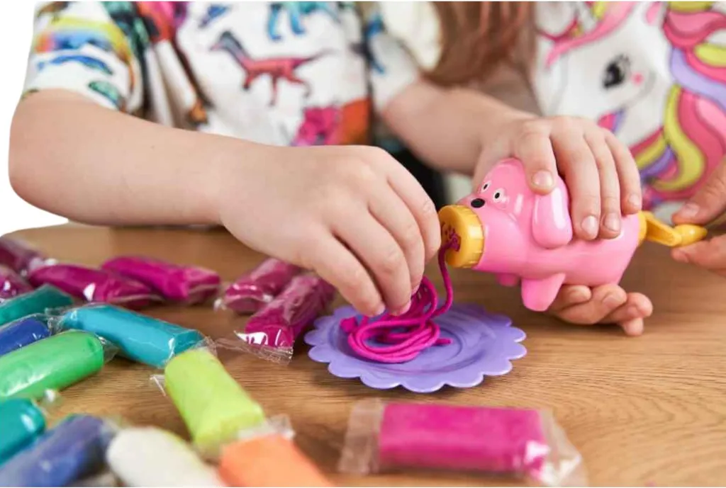 Coffret de modelage Pasta Box avec accessoires et pâte à modeler - 7