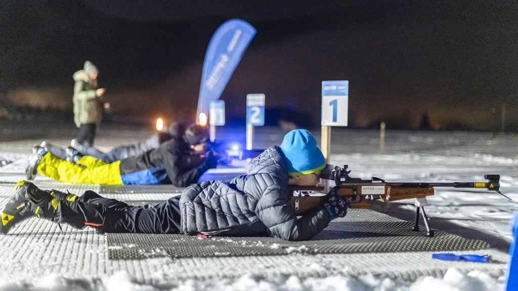 Jochen Schweizer Biathlon bei Nacht Goldegg; Erlebnis verschenken oder selbst erleben; Gutschein gültig für 1 Person Gruppengröße: 6-12 Personen