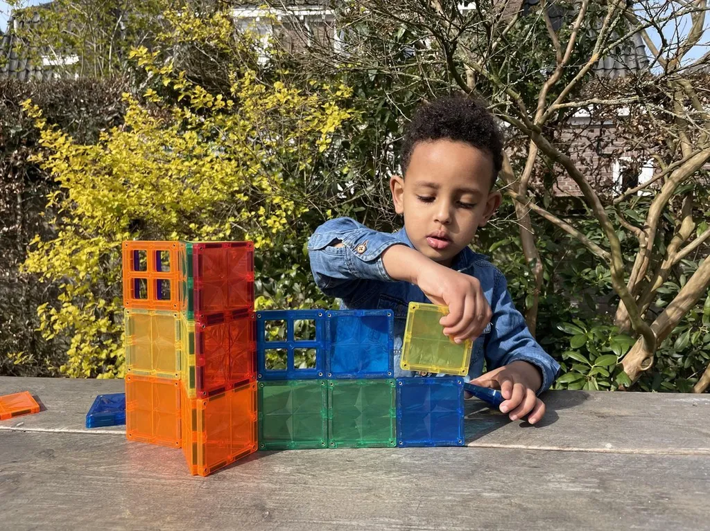 Jeu de construction magnétique enfant : set Basic 8 pièces multicolores - 4