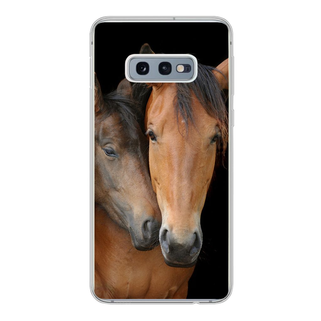 MuchoWow Handyhülle Schutzhülle Hülle für Samsung Galaxy S10e Pferde - Liebe - Braun Silikon Softcase Handy Hülle - Handy