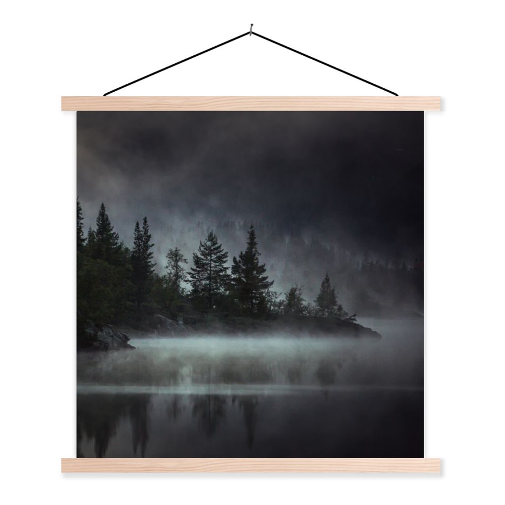MuchoWow Textilposter Wald - Nebel - Schwarz - Weiß 60x60 cm mit holzfarbenen Rahmen - Wanddekoration