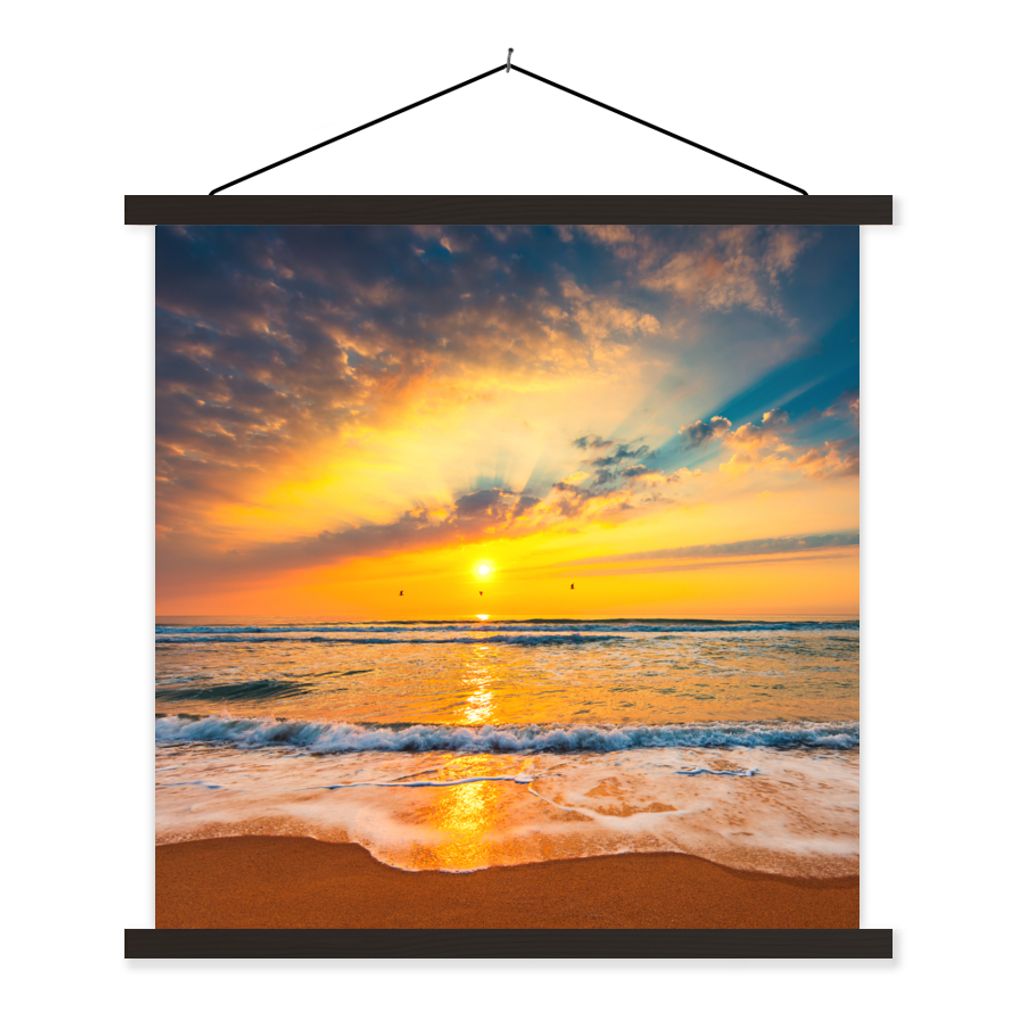 MuchoWow Textilposter Sonnenuntergang - Strand - Meer - Wolken - Orange 120x120 cm mit schwarzem Rahmen - Aufhängungsset