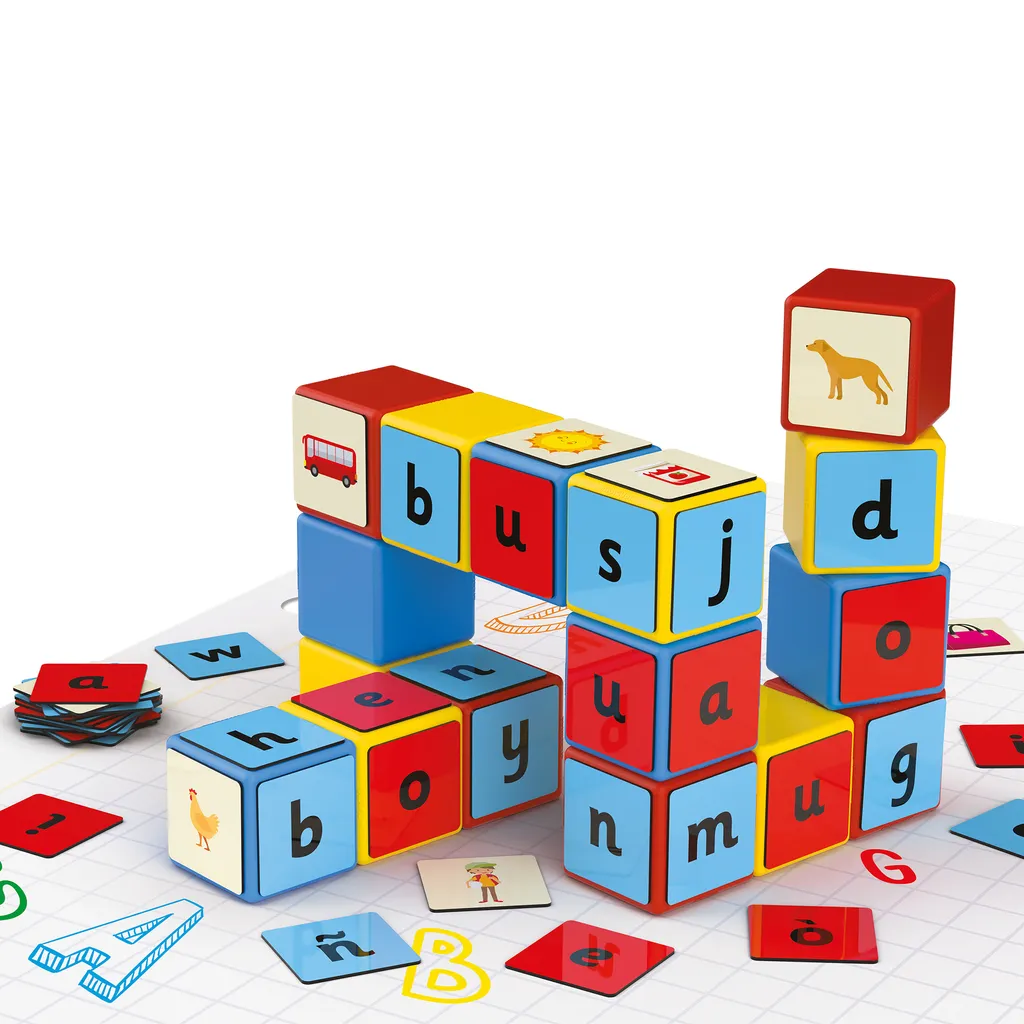 Jeu de construction magnétique Magicube Construction de mots 79 pièces - 11