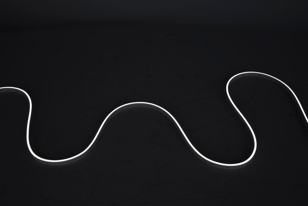 Artecta Havana Neon 2835 - 180 - CCT 70 W IP65 Neon-LED-Strip - 5 Meter - 900 LED - 3000 K