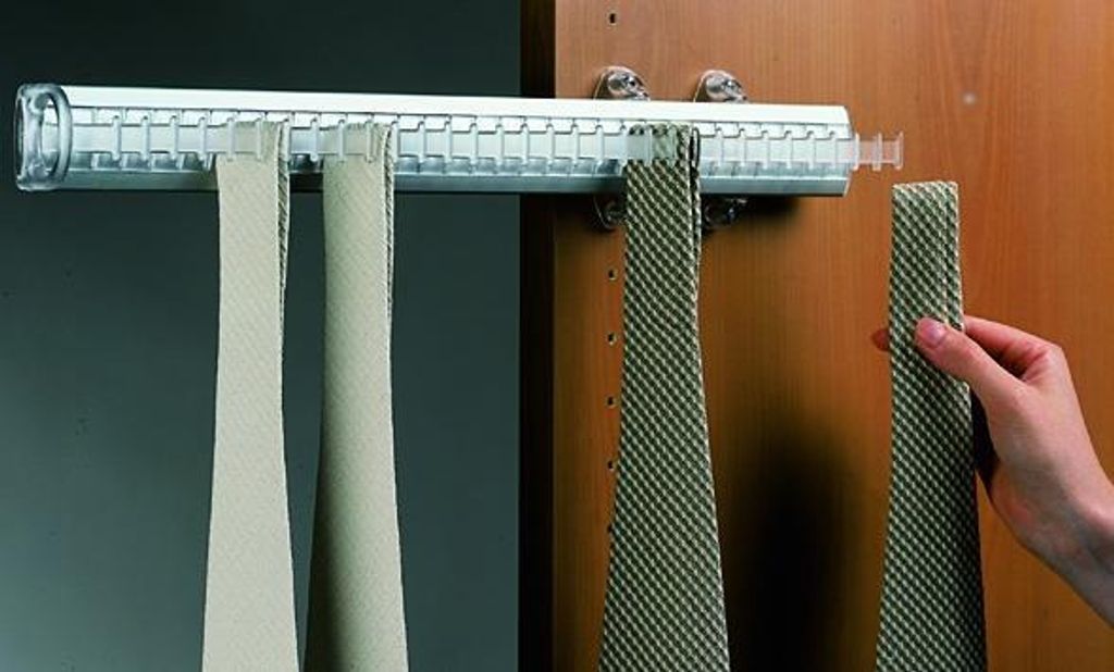 Coulisse à cravates SERVETTO 500mm Alu noir Image du produit 