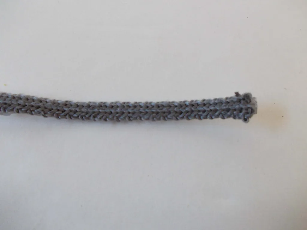Guarnizione Forno Autoadesiva 8x4 mm - Protezione e Risparmio 3m