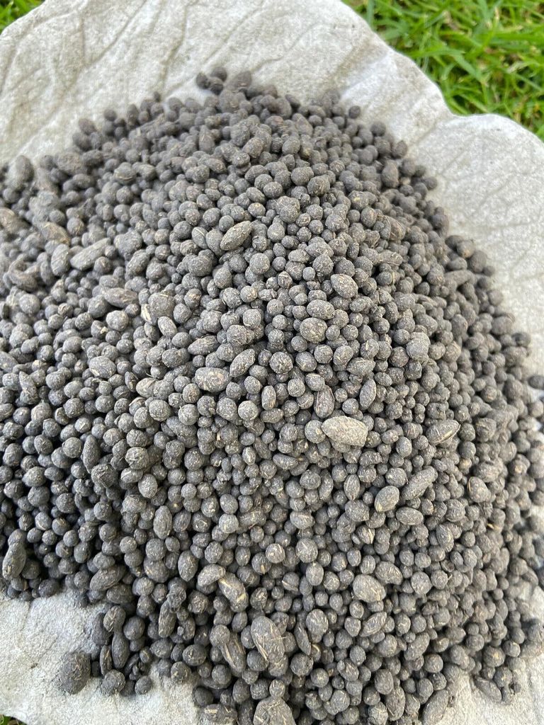 Nova MineralsFeingranulat Naturdünger 25KG - Organischer Dünger tierischen Ursprungs für Pflanzen und Blumen, ideal für Gartenbau und Landwirts...