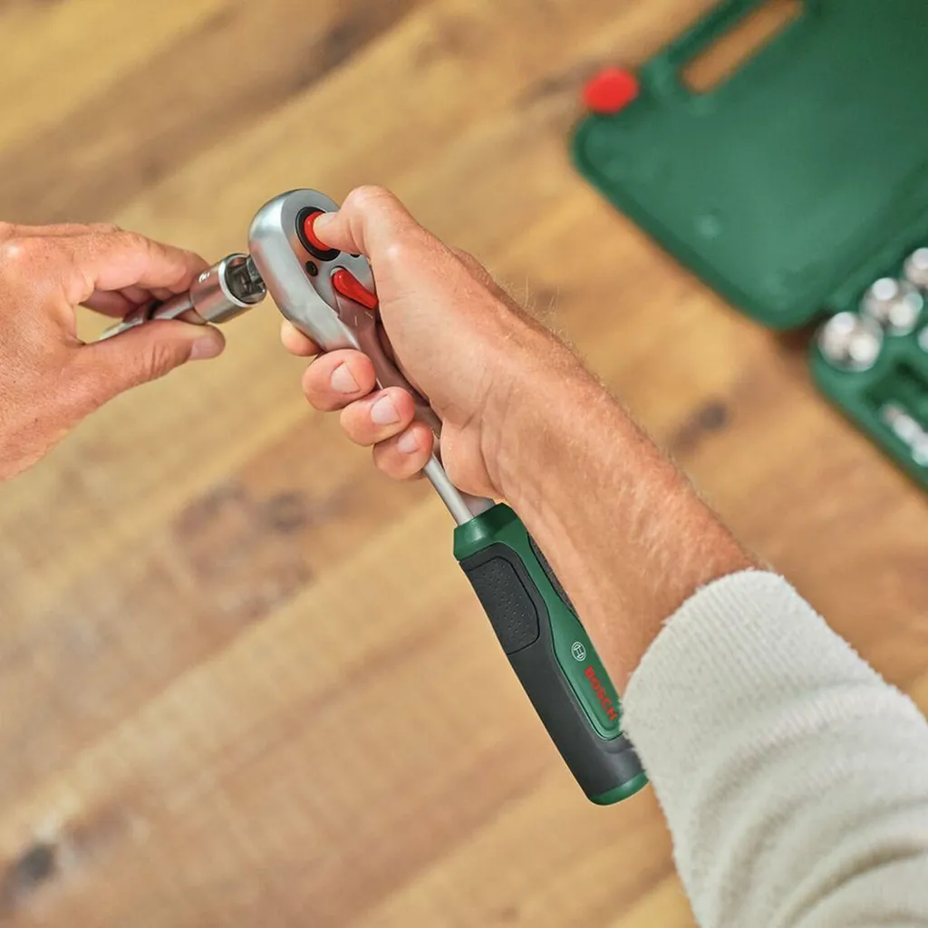Adaptateur Bosch compact haute performance avec câble long renforcé 230V