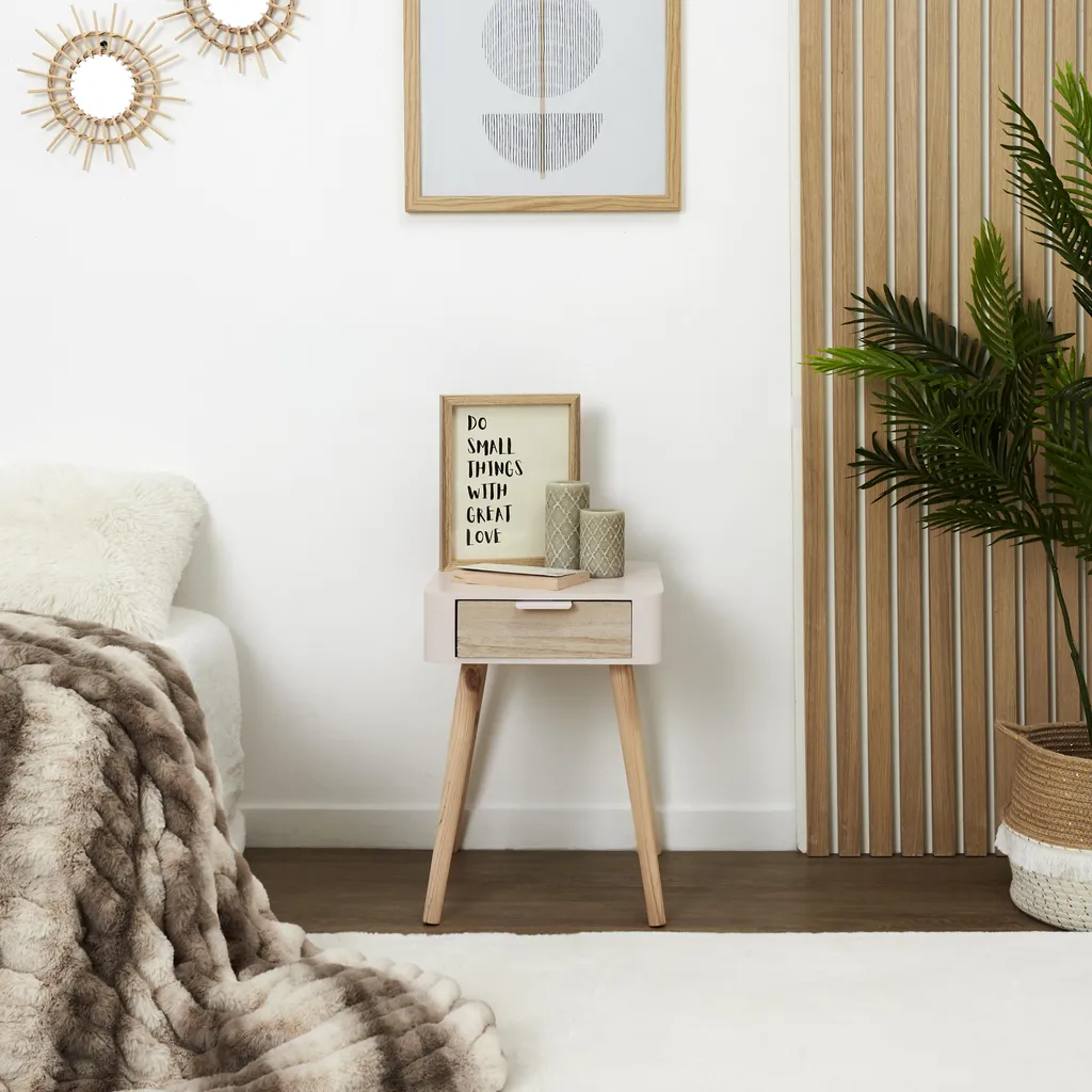 Gagnez de l'Espace avec ce Chevet Rose en Bois Compact à Tiroir de Rangement
