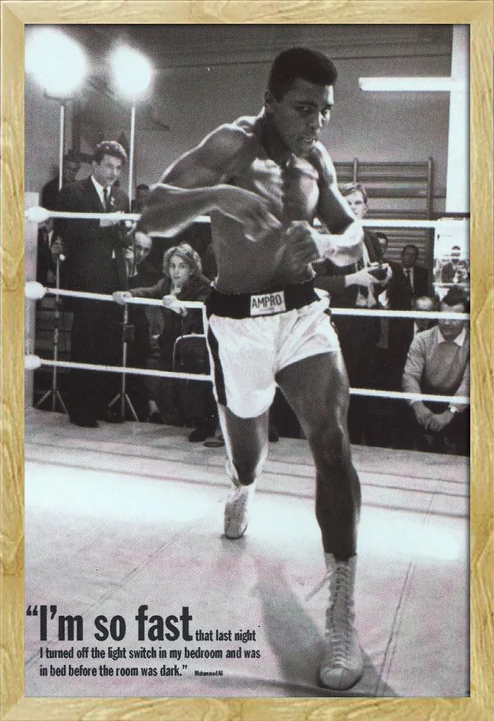Poster Muhammad Ali sous Cadre Shinsuke Hêtre avec Protection Anti-Reflet