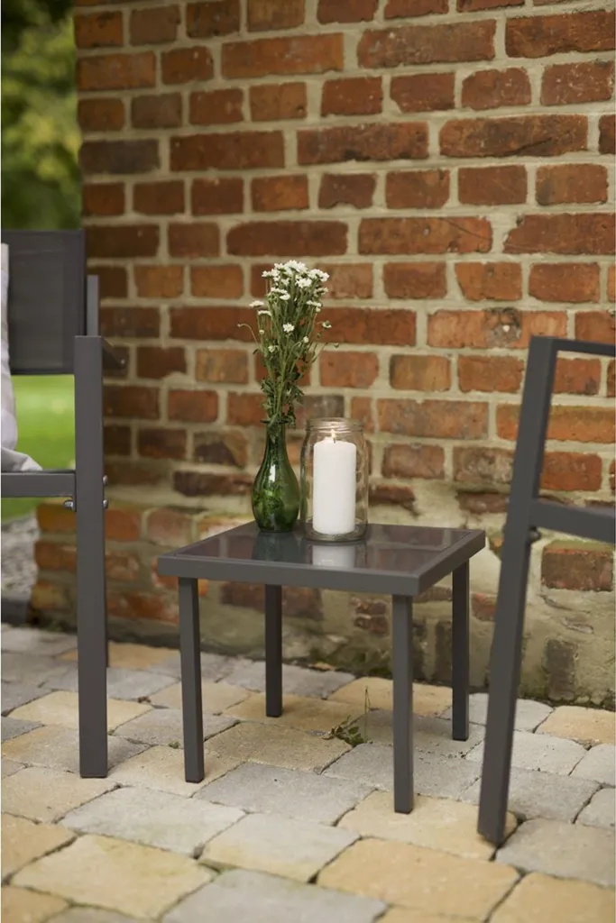 Ensemble table et chaises de jardin pour petit balcon et terrasse
