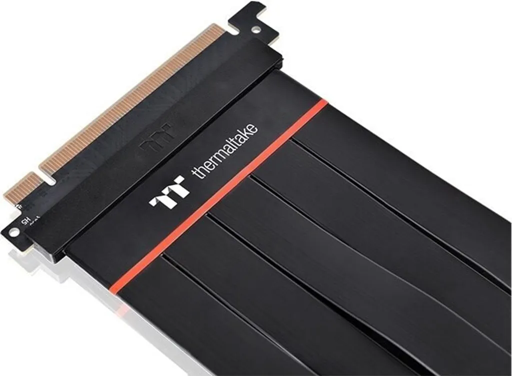 Installer sa Carte Graphique Verticalement avec Thermaltake PCI-E 4.0
