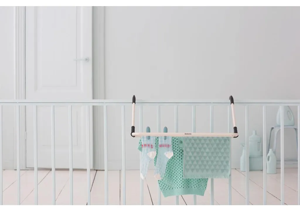 Sèche-linge de porte gain de place Brabantia idéal pour petits studios - 10