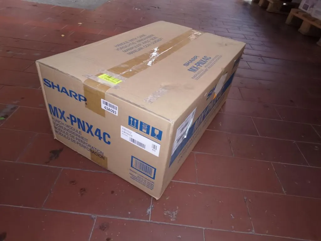 Module de finition Sharp MXPNX4C pour reliure facile sur Sharp MX-M950
