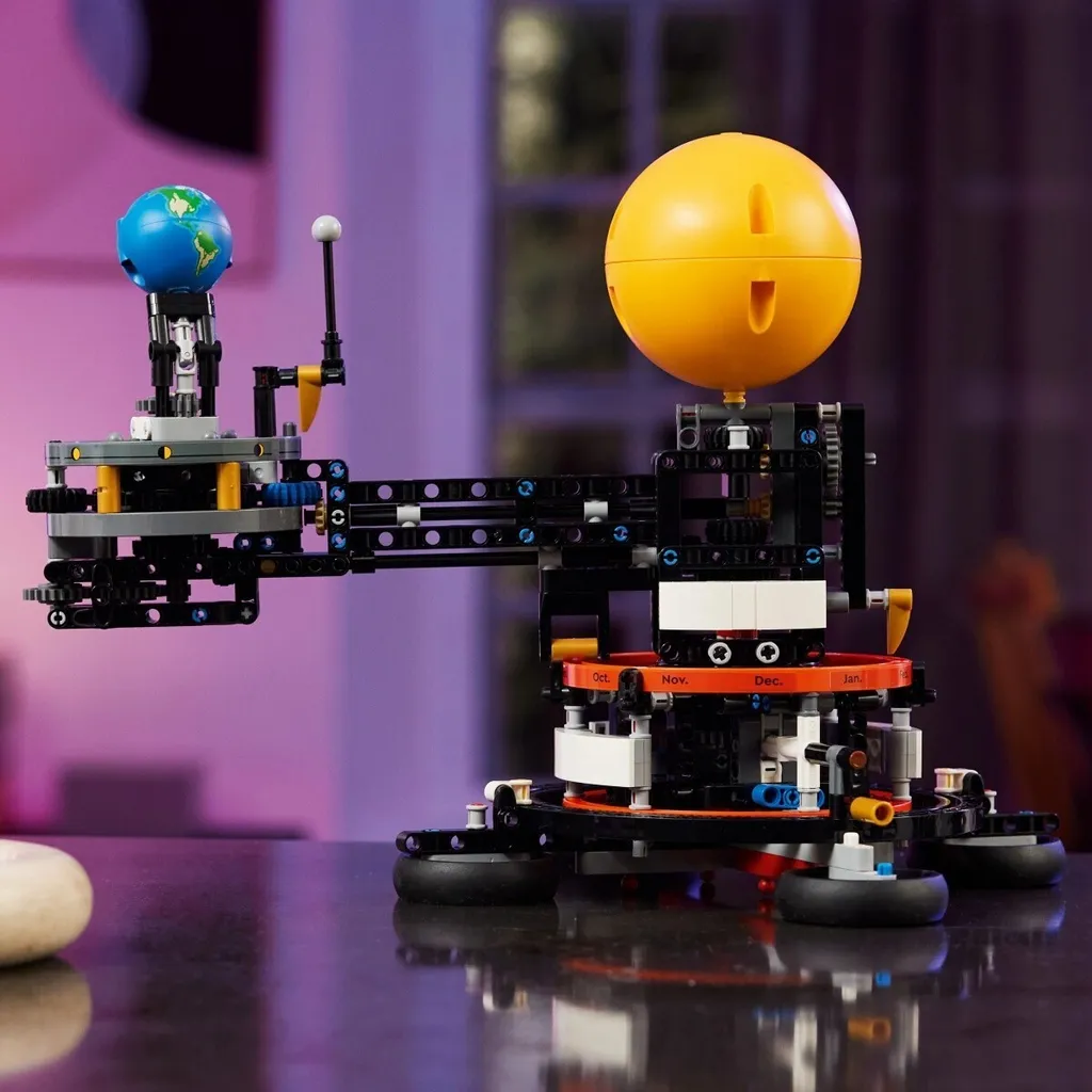 Modèle Terre et Lune LEGO Technic 42179 : Visualisez les Saisons Facilement - 17