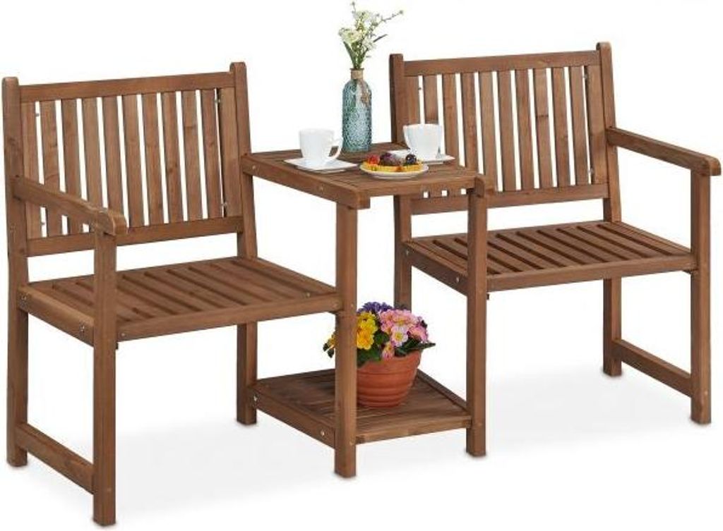 Braune Gartenbank mit Tisch