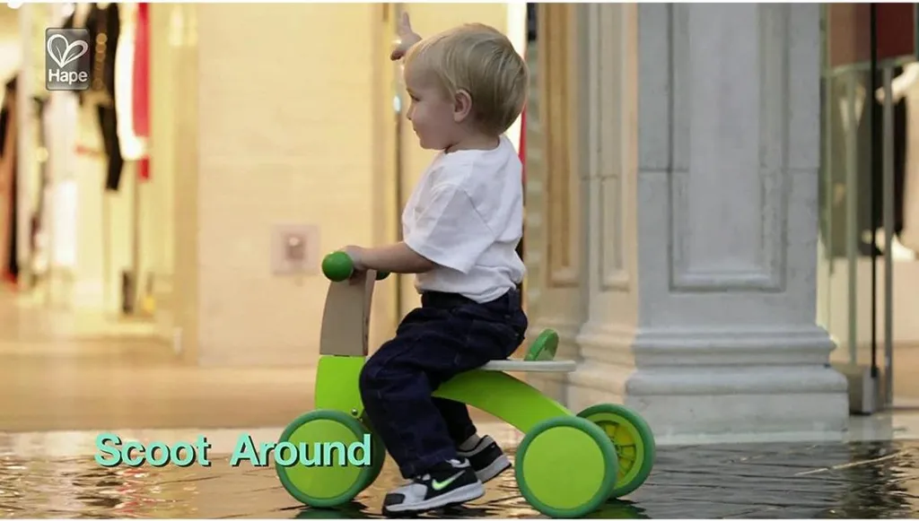 Roue Hape E0101 Push & Pull avec effets visuels et manche en bois - 16