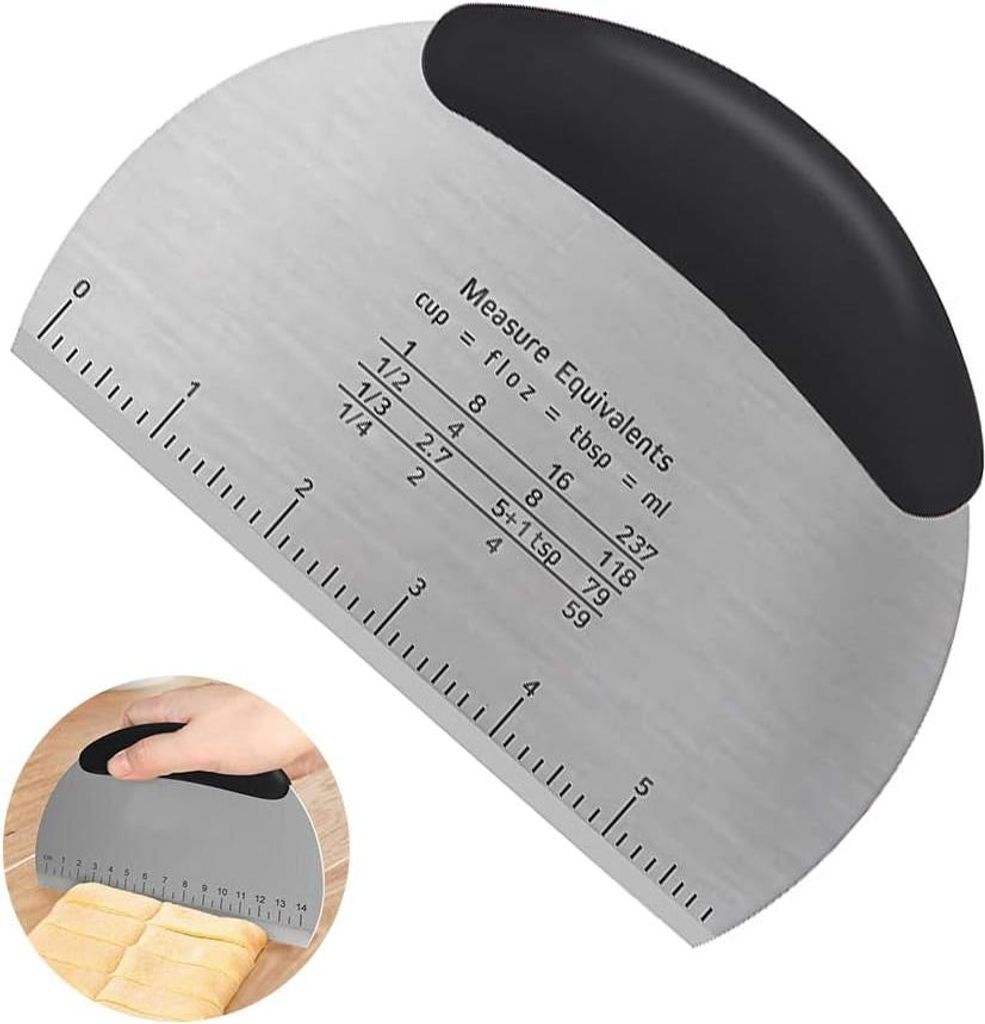 Professionelles Set von 5 Teigschneidern und Teigschabern mit Handgriff und Maßstab