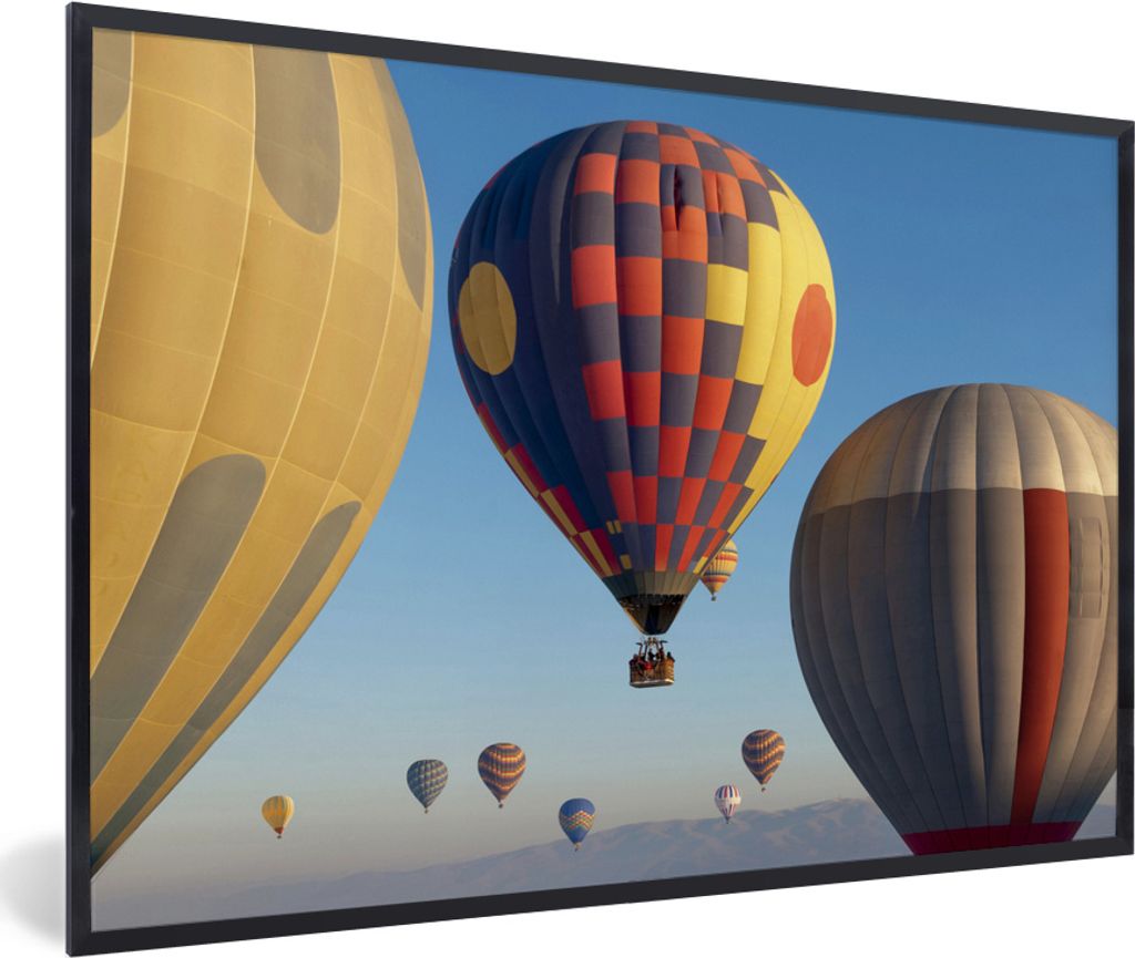 MuchoWow MuchoWow Gerahmtes Poster Heißluftballon - Luft - Makro 60x40 cm - Poster mit zchwarzem Bilderrahmen - Printing - Wanddeko Schlafzimmer