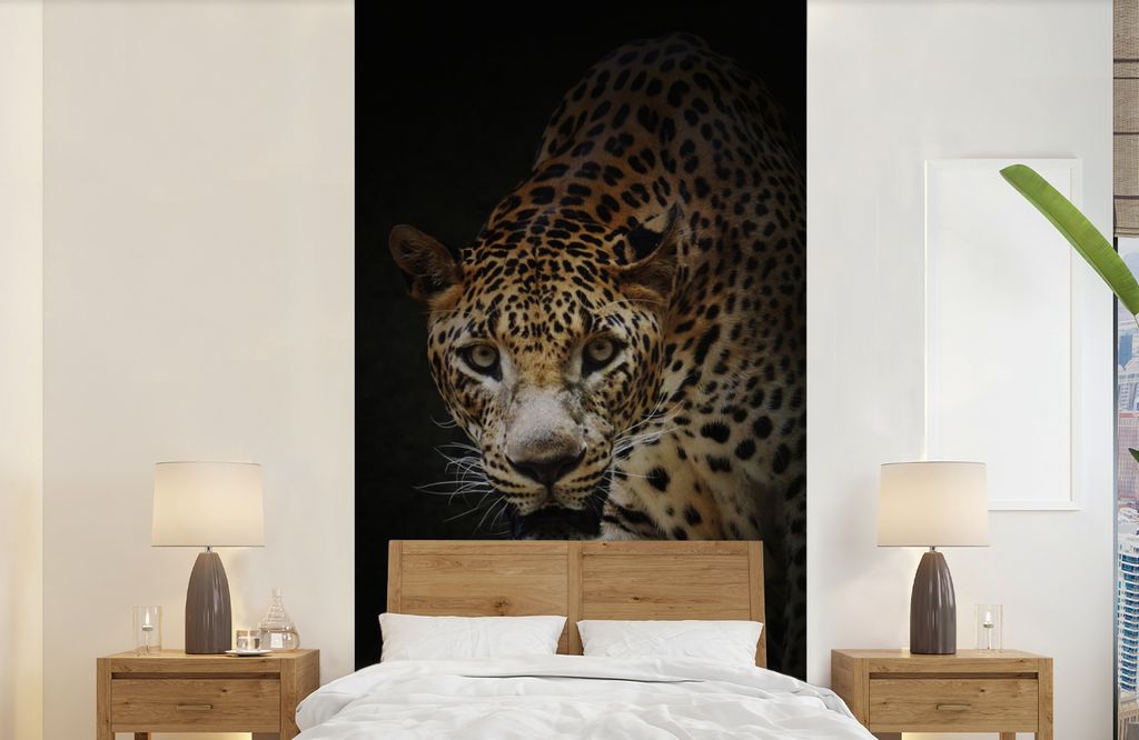 MuchoWow Fototapete für Wohnzimmer oder Schlafzimmer Wandtapete Vinyl Motivtapete Leopard - Wilde Tiere - Licht - 120x240 cm - Hintergrundbild