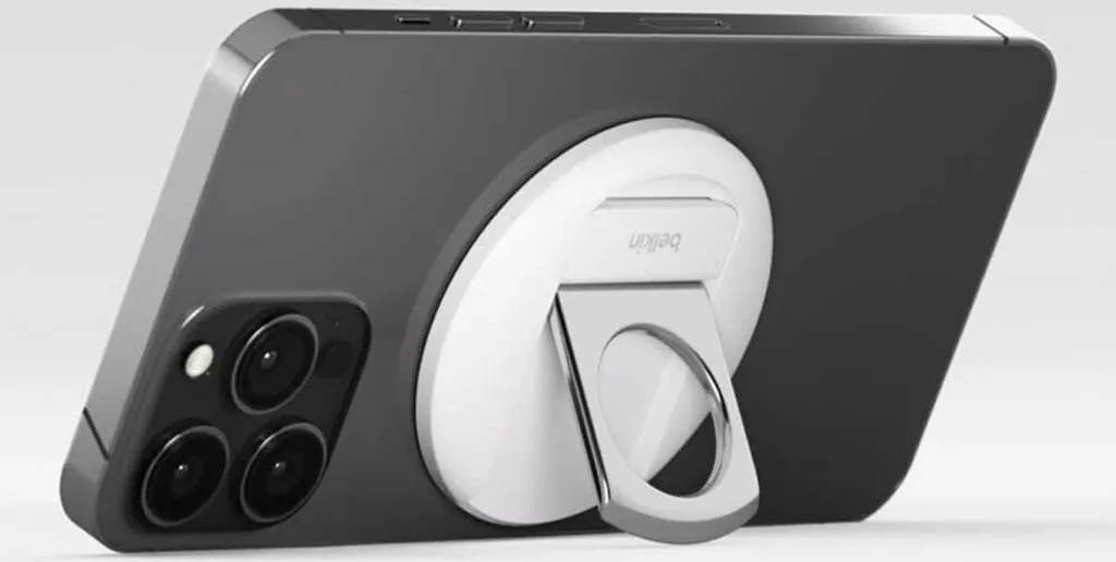 Support Belkin iPhone MagSafe Blanc avec Anneau Support pour MacBook - 27