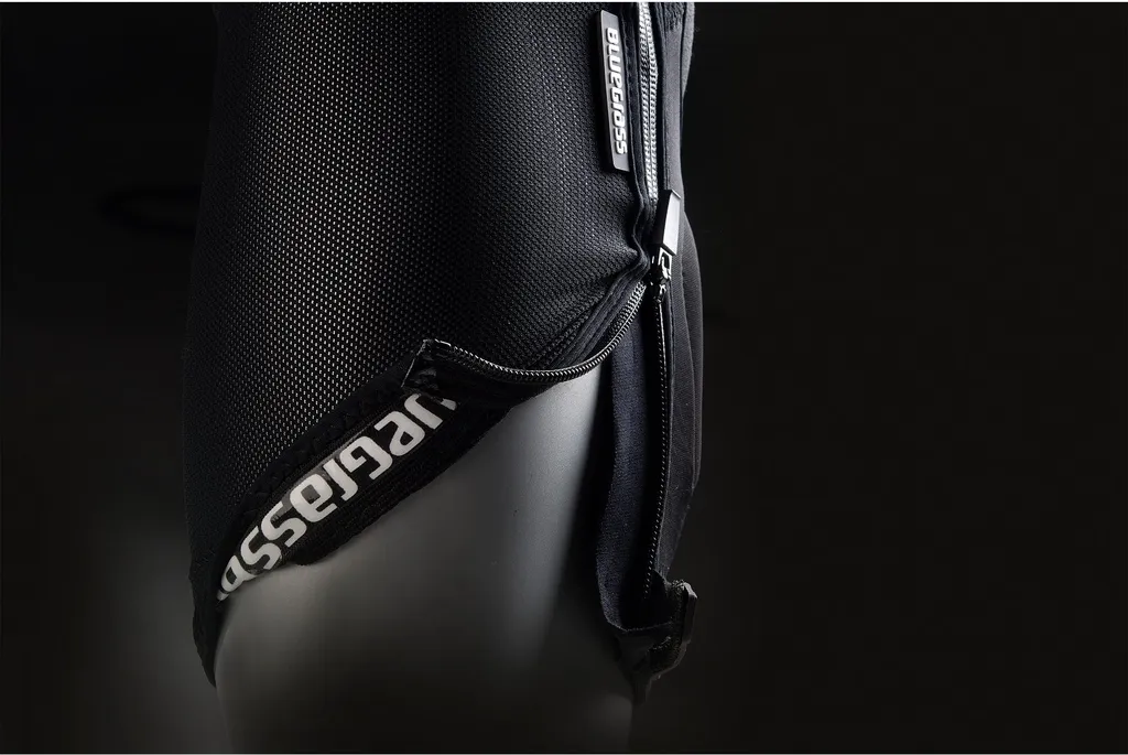 Protection Genoux VTT Enduro Bluegrass Solid D3O Noir S - Confort Total - 4