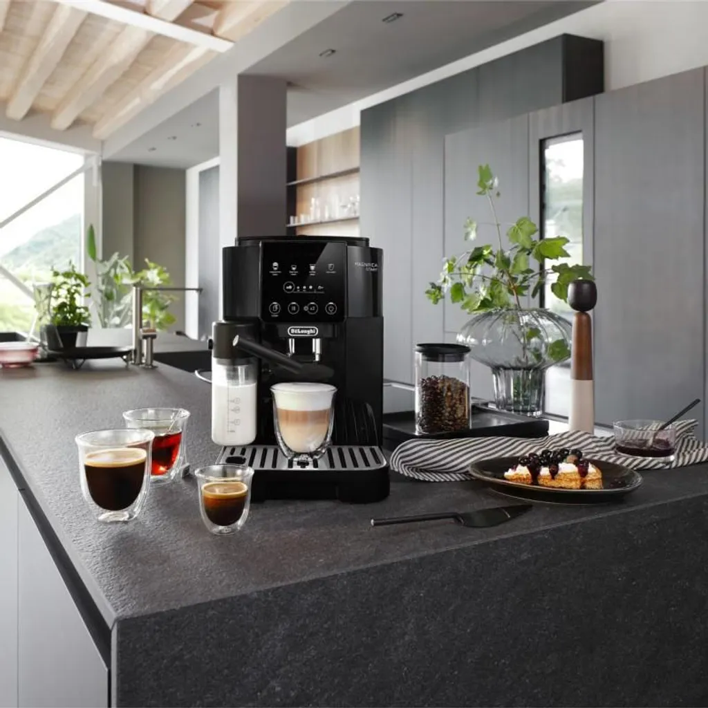 DeLonghi Magnifica Start ECAM 220.60.B Machine à café grain noire - 17
