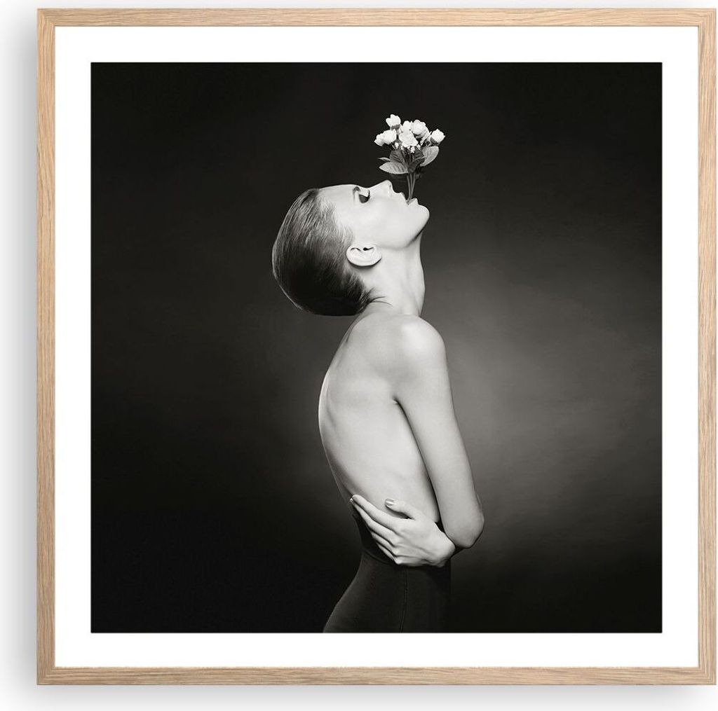 Gerahmtes Poster - Rahmen in heller Eiche - Nackt Frau Blumen - 60x60 cm - Wand Bild - Wanddeko - Wandbilder - Kunstposter - Wandposter - Bilderrah...