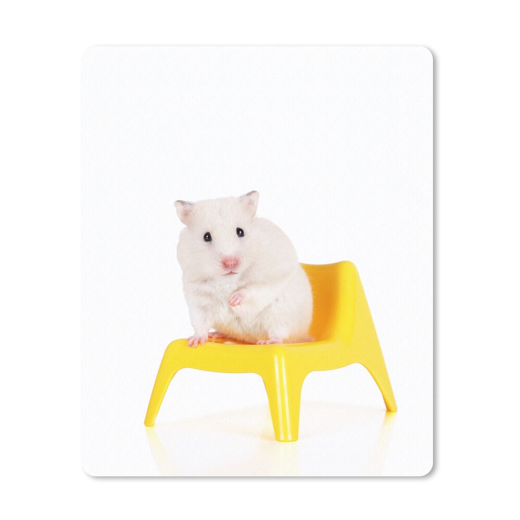 MuchoWow Mauspad Mousepad Weißer Hamster auf einem gelben Stuhl 30x40 cm - Mousepads - Maus Mat - Pad - Mausunterlage - Mausmatten