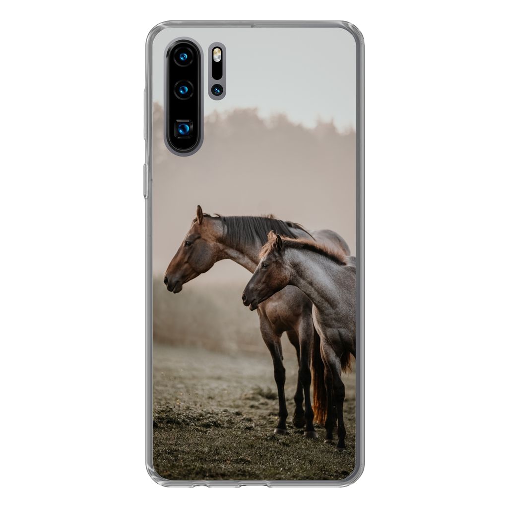 MuchoWow Handyhülle Schutzhülle Hülle für Huawei P30 Pro Pferde - Nebel - Wiese Silikon Softcase Handy Hülle - Schutzdeckel