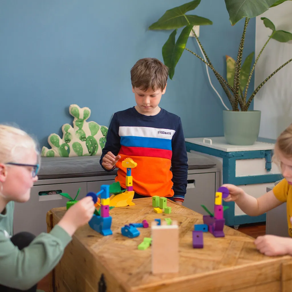 Jeu de dragon de collection : Modèle réduit détaillé avec socle luxe