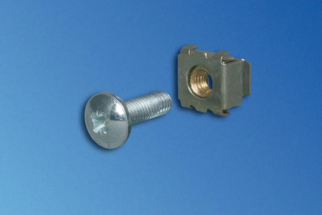 Fixation Panneau Avant pour Serveur M5 Vertiv Plaque 25 mm Z-Form