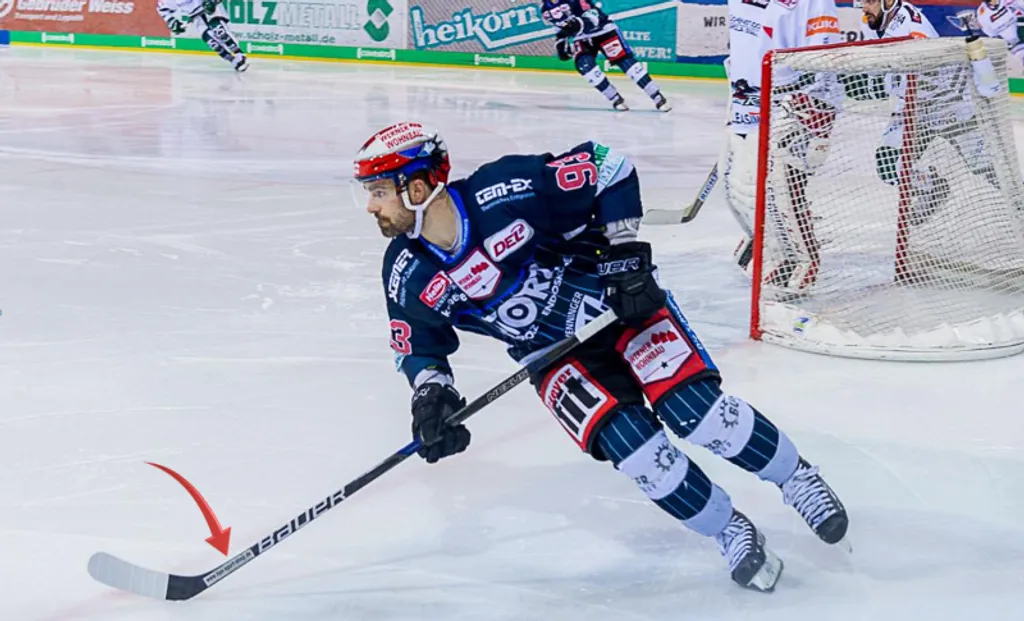 Bâton CCM Super Tacks AS2 Pro 55 Flex - Maximisez votre Puissance de Tir