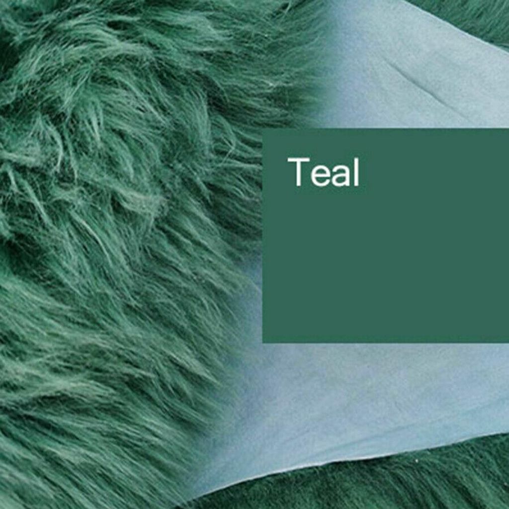 Öko Lammfell – Bunt gefärbt, weich, neu, Teal 80-100cm lang