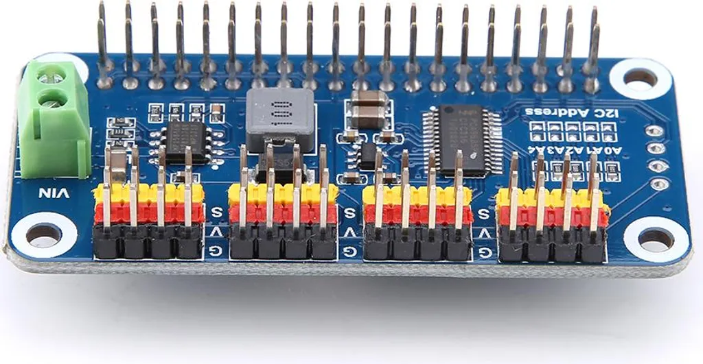 Carte de pilotage de servomoteurs pour robotique Raspberry Pi 2b