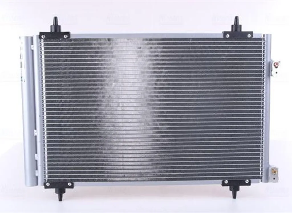 Condenseur de Clim pour Peugeot 307 et DS4 - Restaurez votre Air Frais
