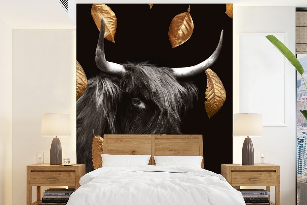MuchoWow Fototapete für Wohnzimmer oder Schlafzimmer Wandtapete Vinyl Motivtapete Schottischer Highlander - Blätter - Gold - 190x260 cm - Papie...