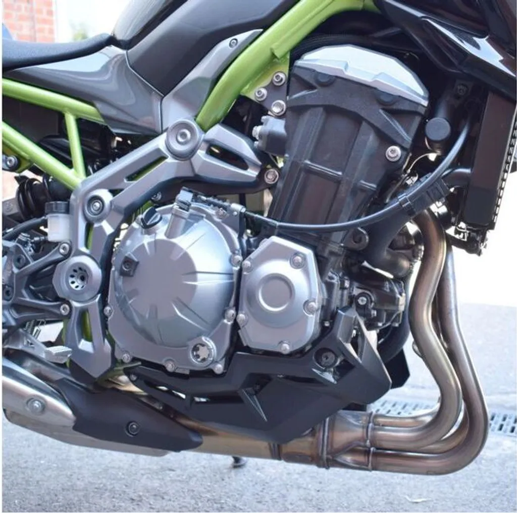 Caches latéraux de cadre PUIG 9777N pour KAWASAKI Z900 coloris noir
