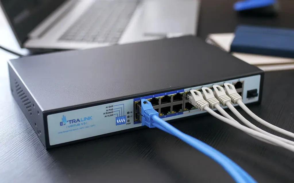 Switch Ethernet pour Caméras IP Extralink VIRTUS V3 PoE Rackable 1U Noir