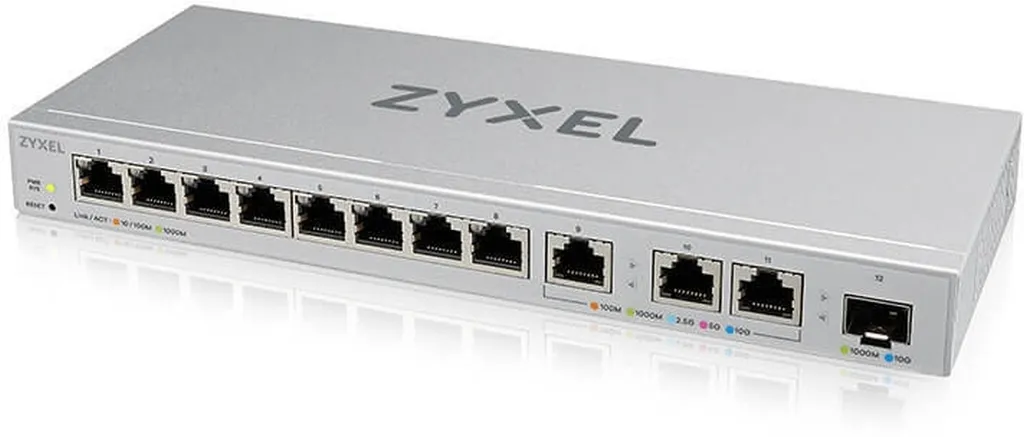 ZyXEL XGS1250-12V2 Commutateur MultiGig 12 Ports pour Réseau Fluide