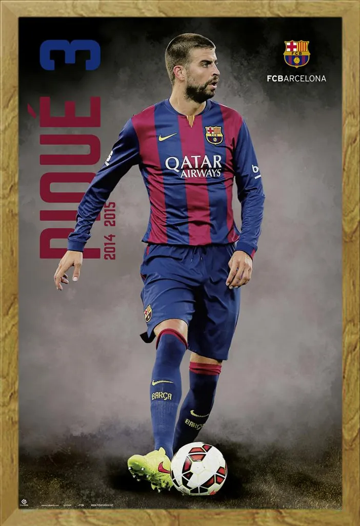 Maxi Poster Piqué FC Barcellona + Cornice Legno Rovere Rimovibile