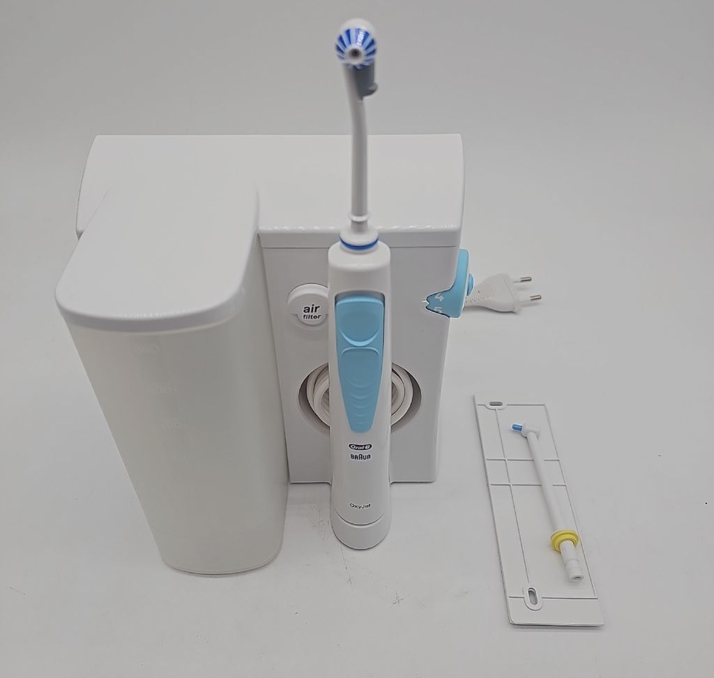 Oral-B Oral Health Center Munddusche, 2 Ersatzdüsen, Produktbild 49